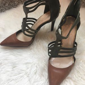 Jessica Simpson Green & Tan Strappy Heels sz8